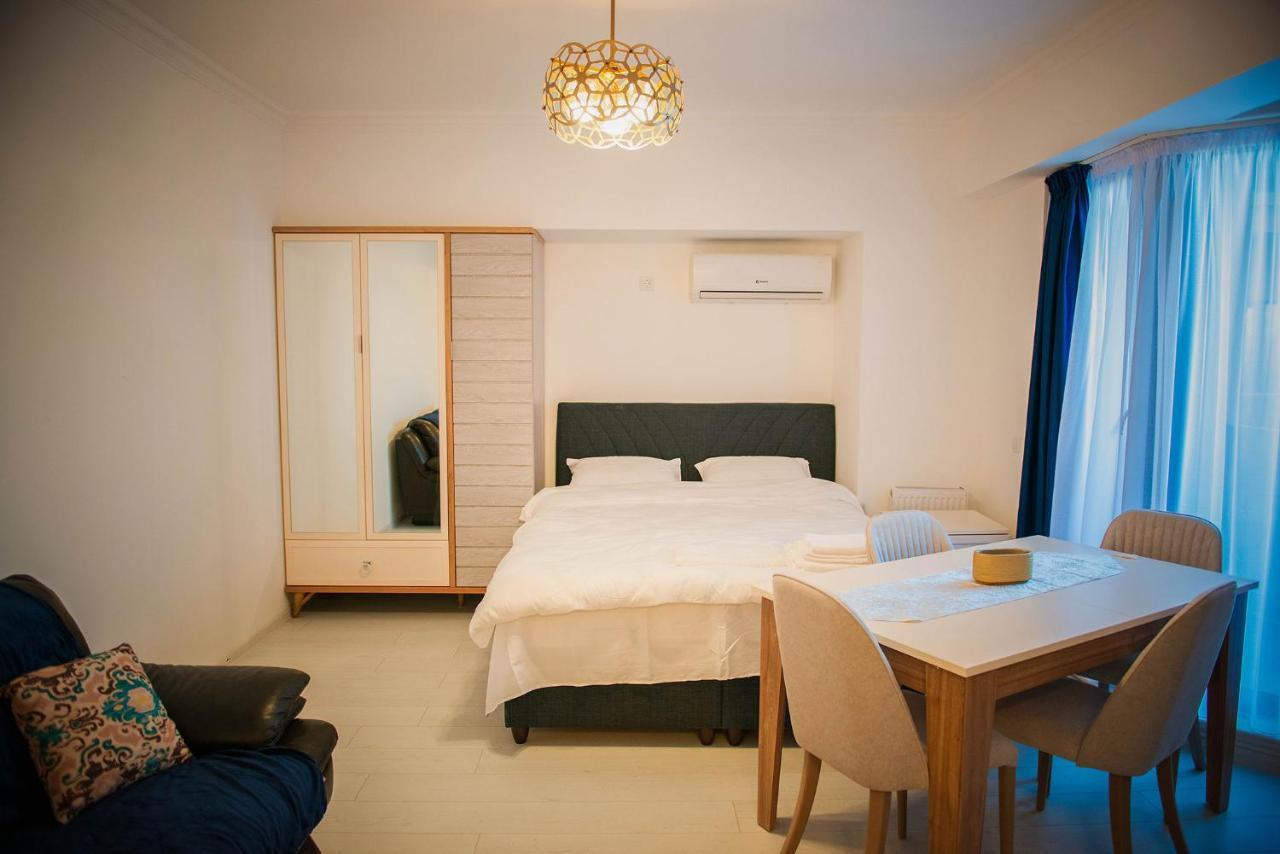 KONAK Solid Residence MAMAIA BUTOAIE Mamaia Exterior foto
