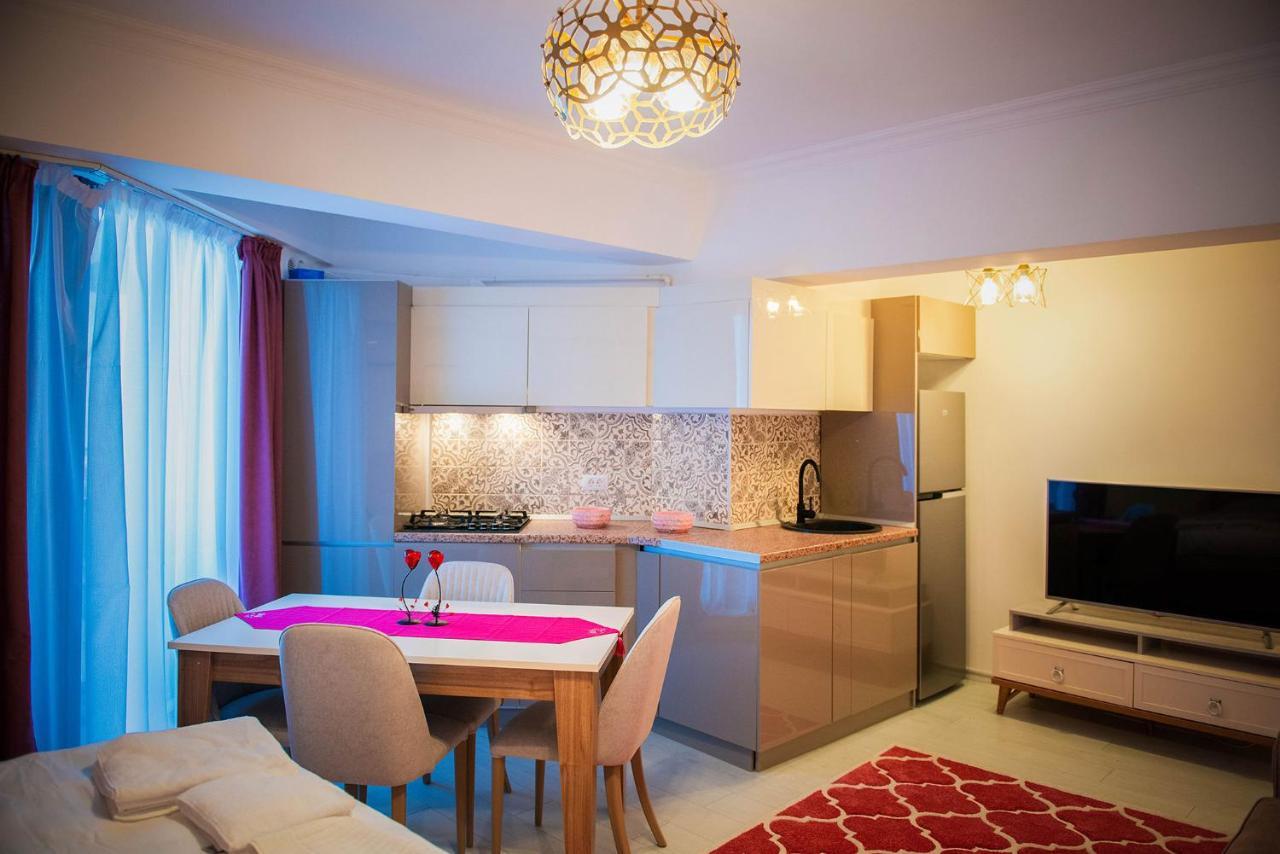 KONAK Solid Residence MAMAIA BUTOAIE Mamaia Exterior foto
